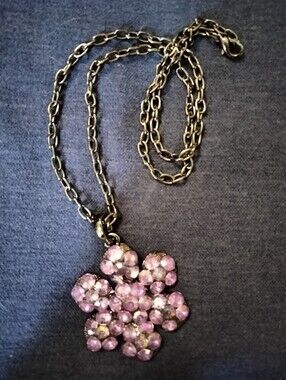 3 for💲25🌟crystal flower pendant necklace pinky purple stones